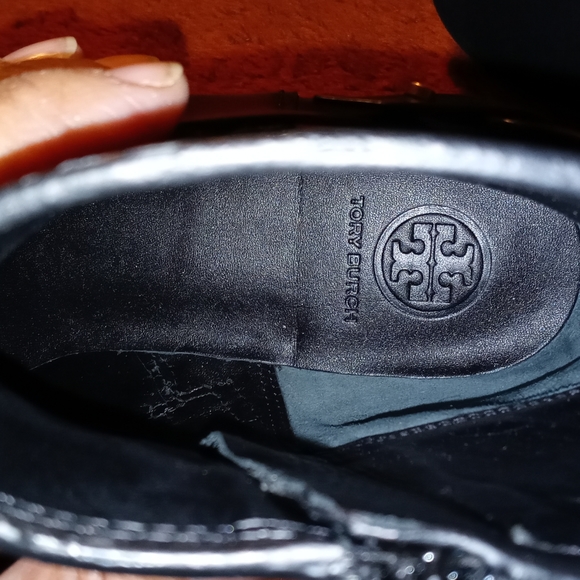 Tory Burch Colton Leather Bootie - Picture 7 of 9